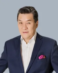 王炜