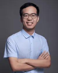 李亚飞
