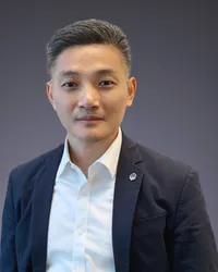 裘金龙