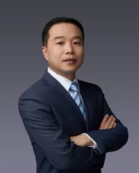 杜成