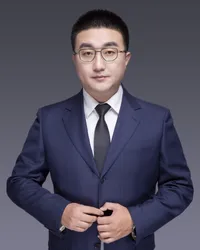 崔巍