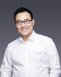任彬